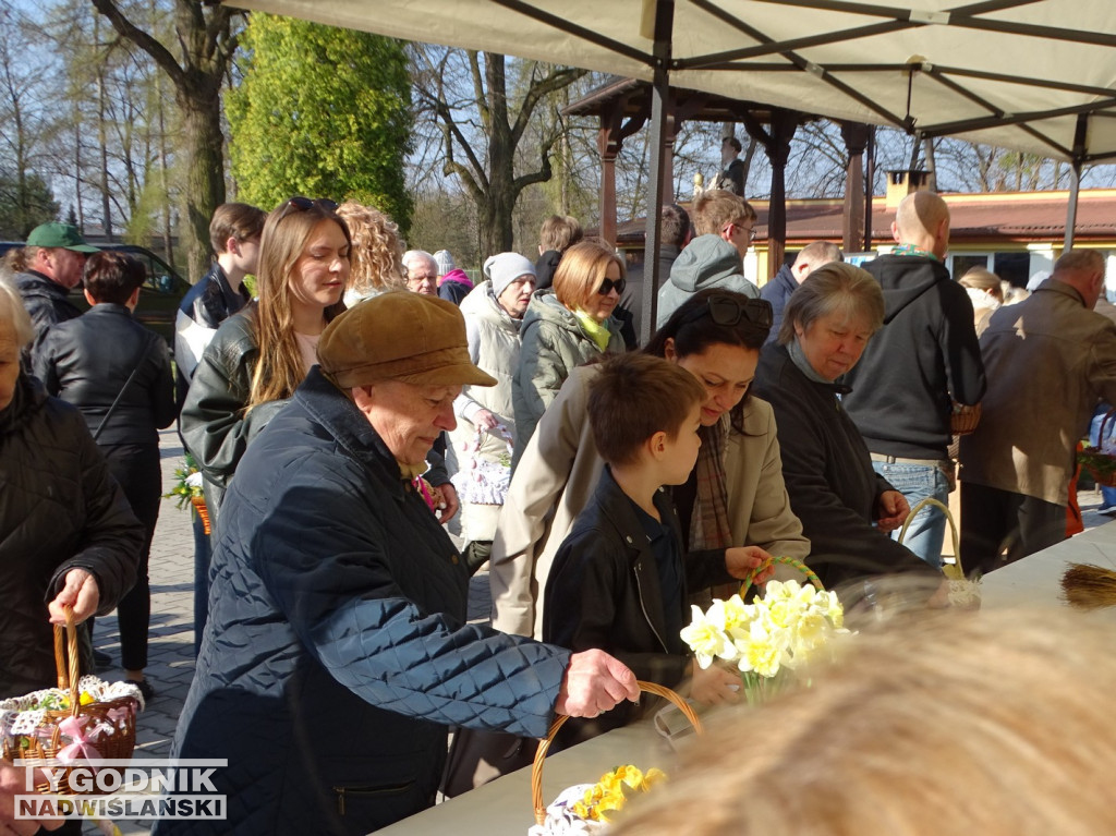 Święcenie pokarmów u Dominikanów w Tarnobrzegu