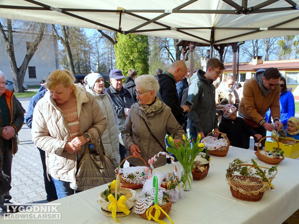 Święcenie pokarmów u Dominikanów w Tarnobrzegu