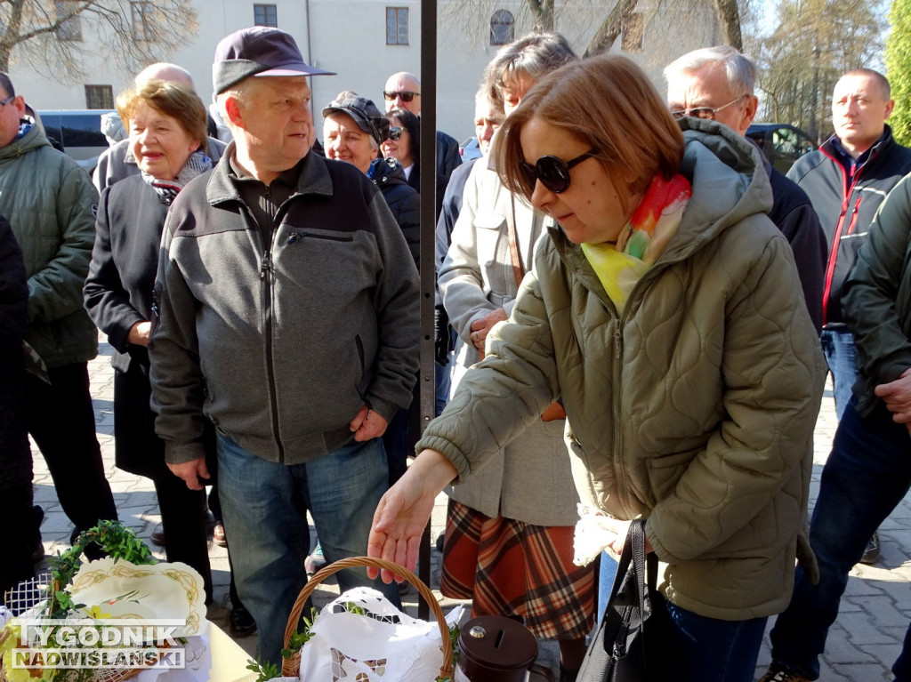 Święcenie pokarmów u Dominikanów w Tarnobrzegu