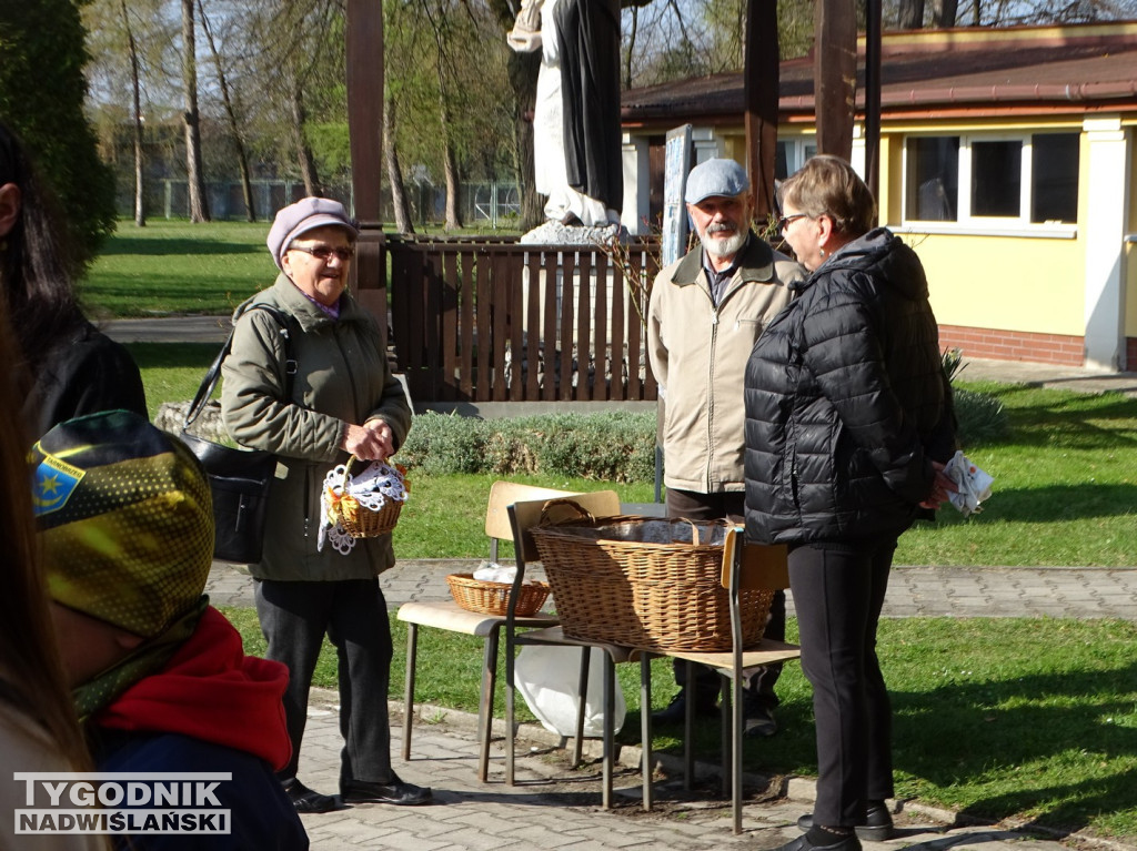 Święcenie pokarmów u Dominikanów w Tarnobrzegu