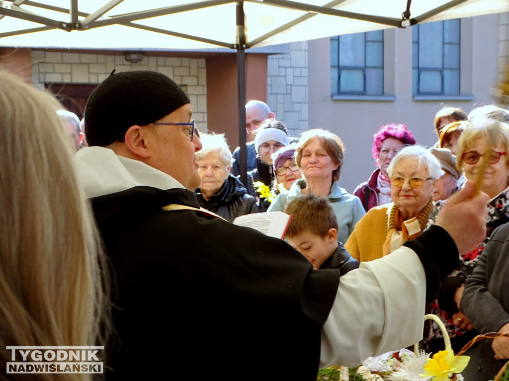 Święcenie pokarmów u Dominikanów w Tarnobrzegu