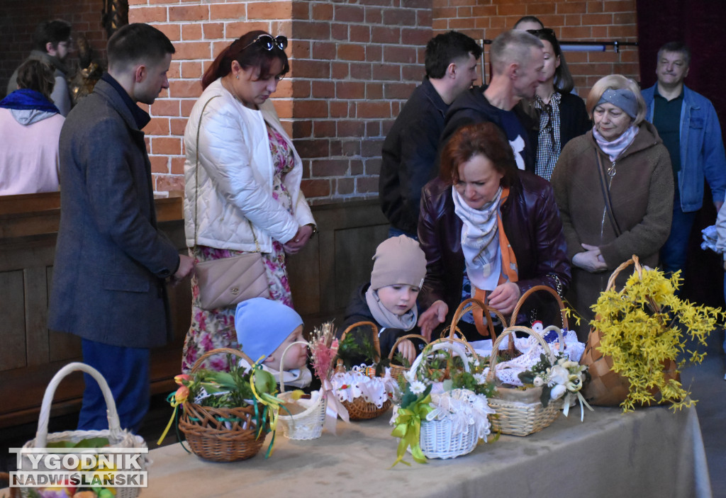 Święcenie pokarmów w sandomierskich kościołach