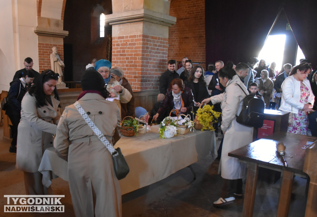 Święcenie pokarmów w sandomierskich kościołach