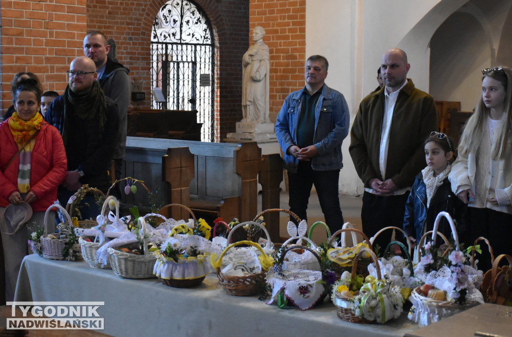 Święcenie pokarmów w sandomierskich kościołach