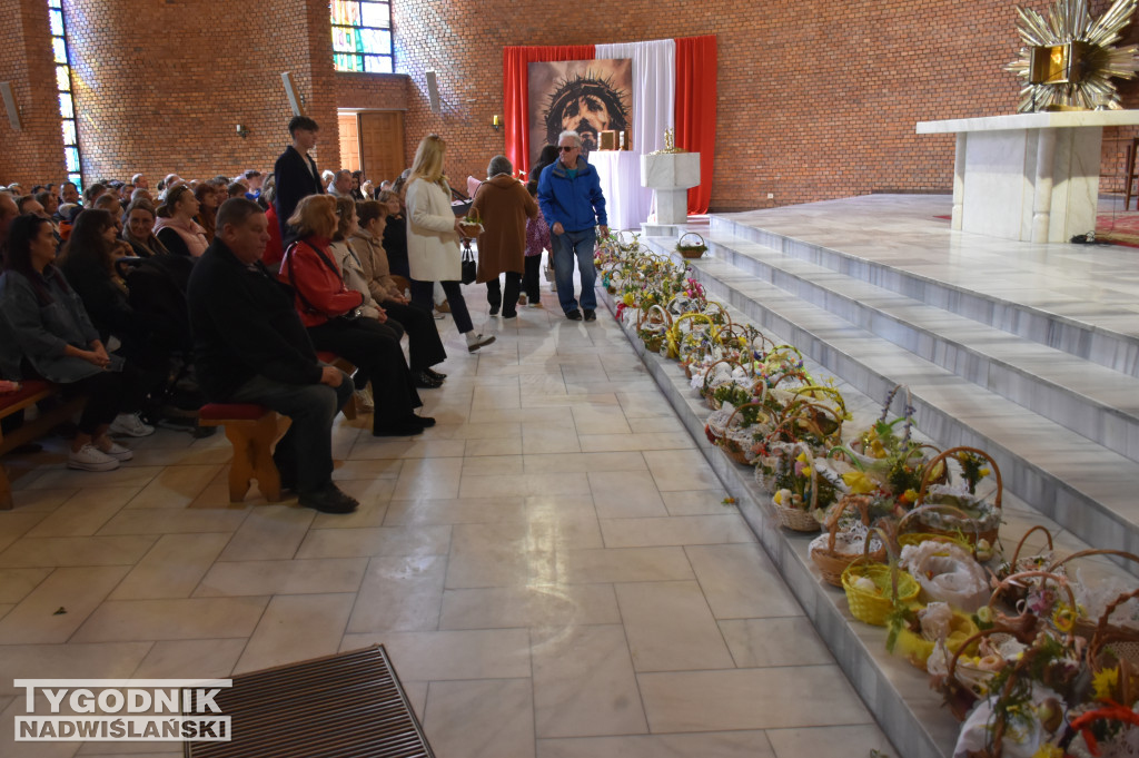 Święcenie pokarmów w sandomierskich kościołach