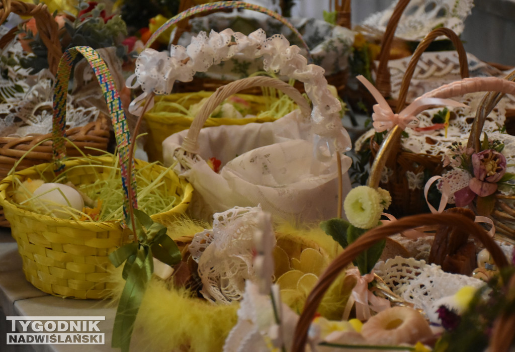 Święcenie pokarmów w sandomierskich kościołach