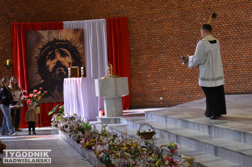 Święcenie pokarmów w sandomierskich kościołach