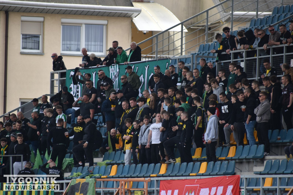 Zdjęcia kibiców mecz Siarka - Wisłoka