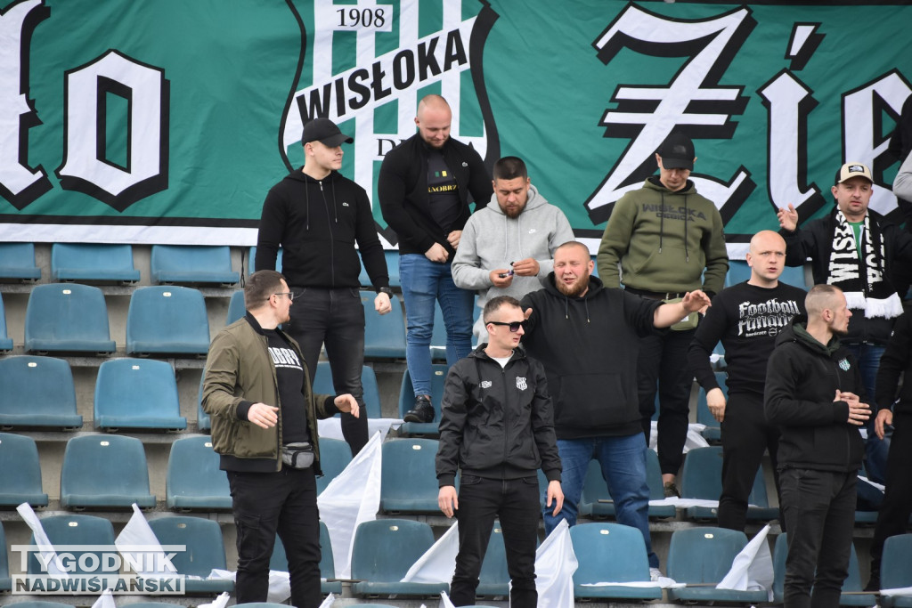 Zdjęcia kibiców mecz Siarka - Wisłoka