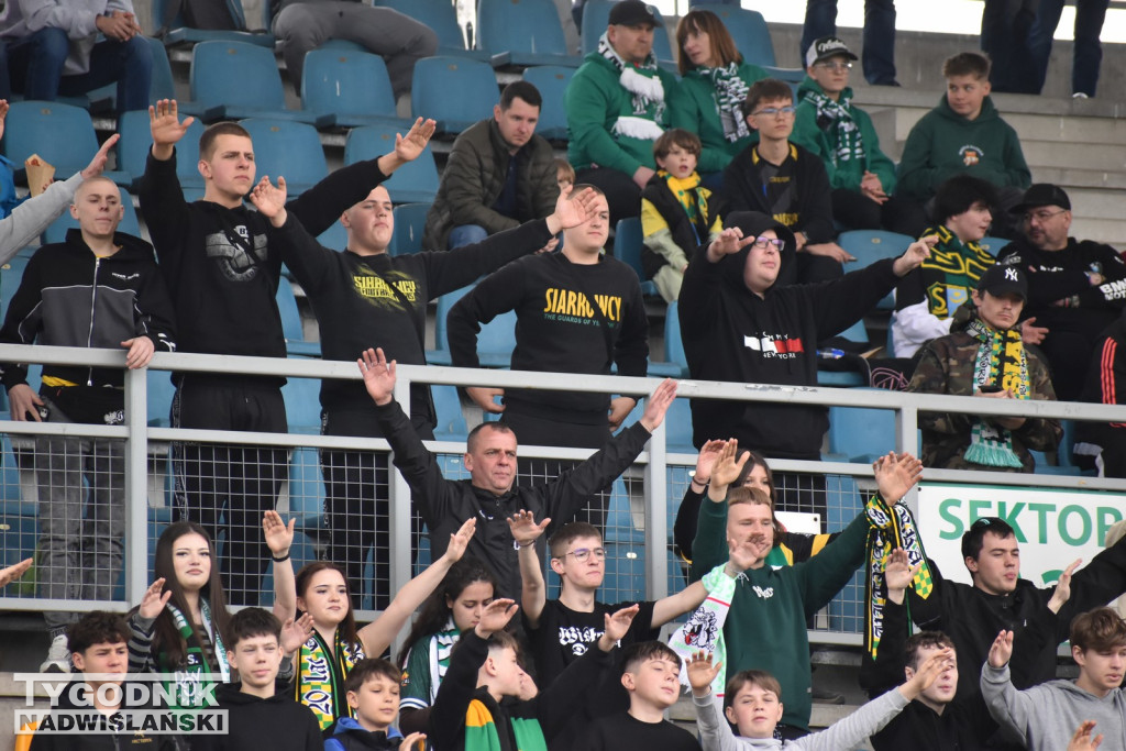 Zdjęcia kibiców mecz Siarka - Wisłoka