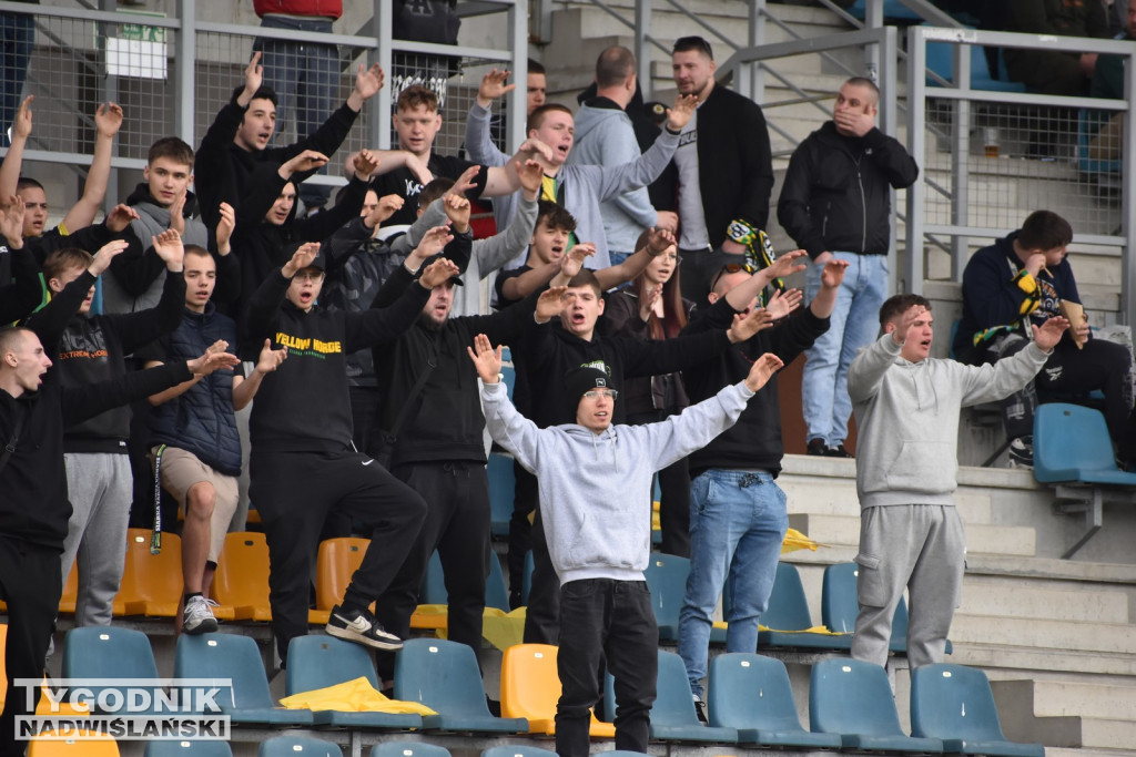 Zdjęcia kibiców mecz Siarka - Wisłoka