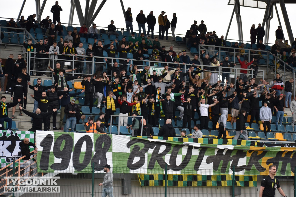 Zdjęcia kibiców mecz Siarka - Wisłoka