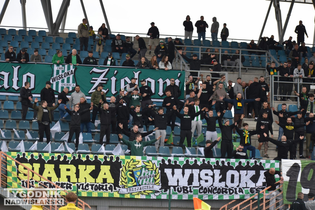 Zdjęcia kibiców mecz Siarka - Wisłoka