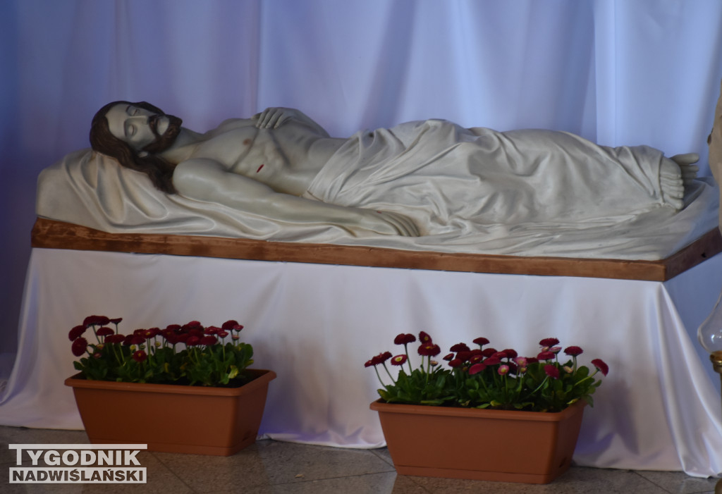 Groby Pańskie w sandomierskich kościołach