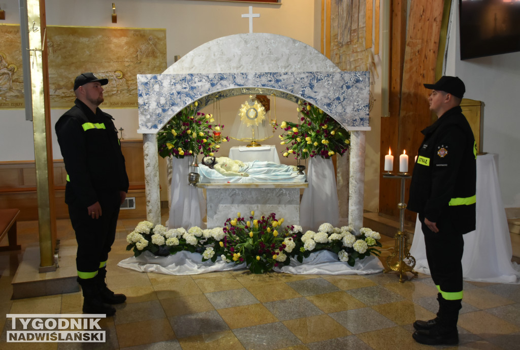 Groby Pańskie w sandomierskich kościołach