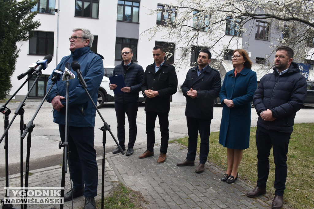Konferencja posłów PiS