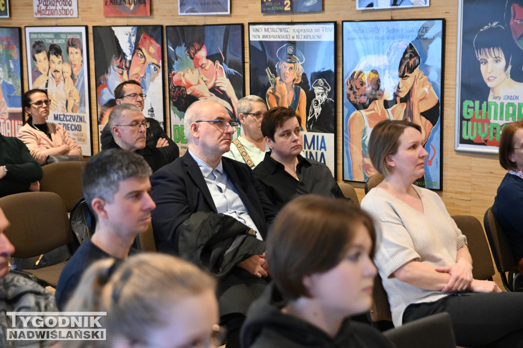 Promocja książki w SOK w Nowej Dębie