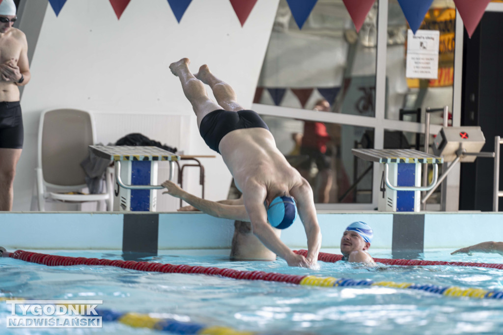 XII Mistrzostwa Strażaków w pływaniu