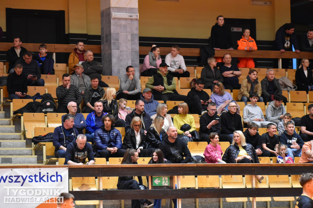 Kibice na meczu Siarka - Astoria