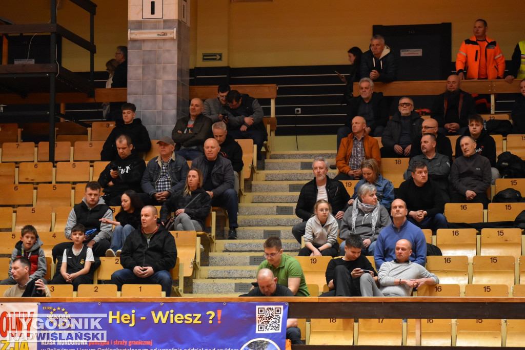 Kibice na meczu Siarka - Astoria