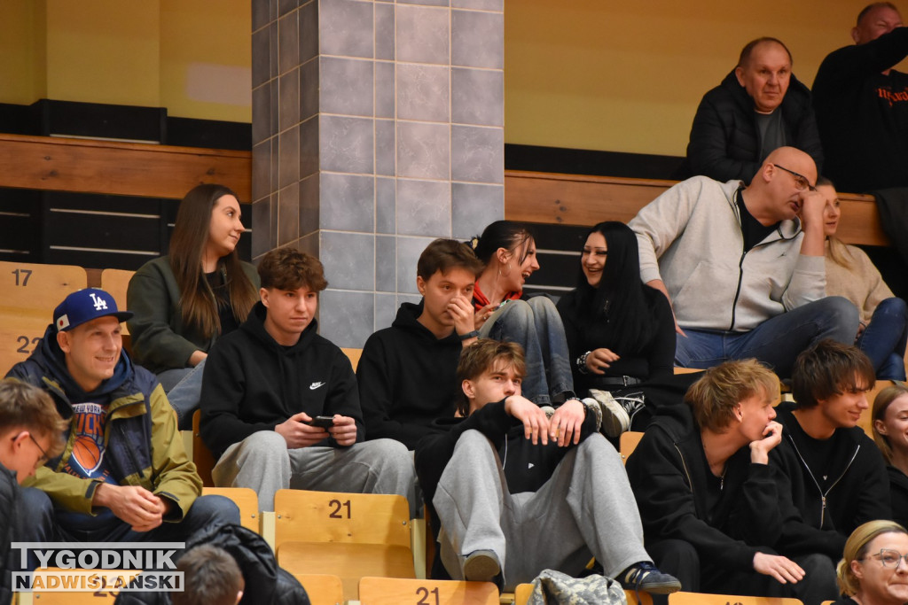 Kibice na meczu Siarka - Astoria