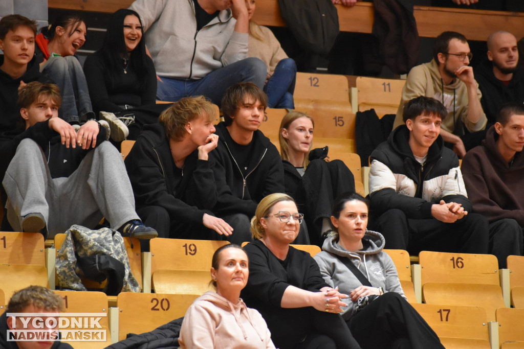 Kibice na meczu Siarka - Astoria