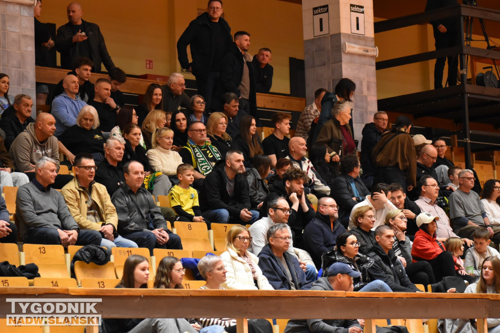 Kibice na meczu Siarka - Astoria