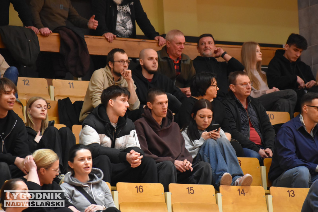 Kibice na meczu Siarka - Astoria