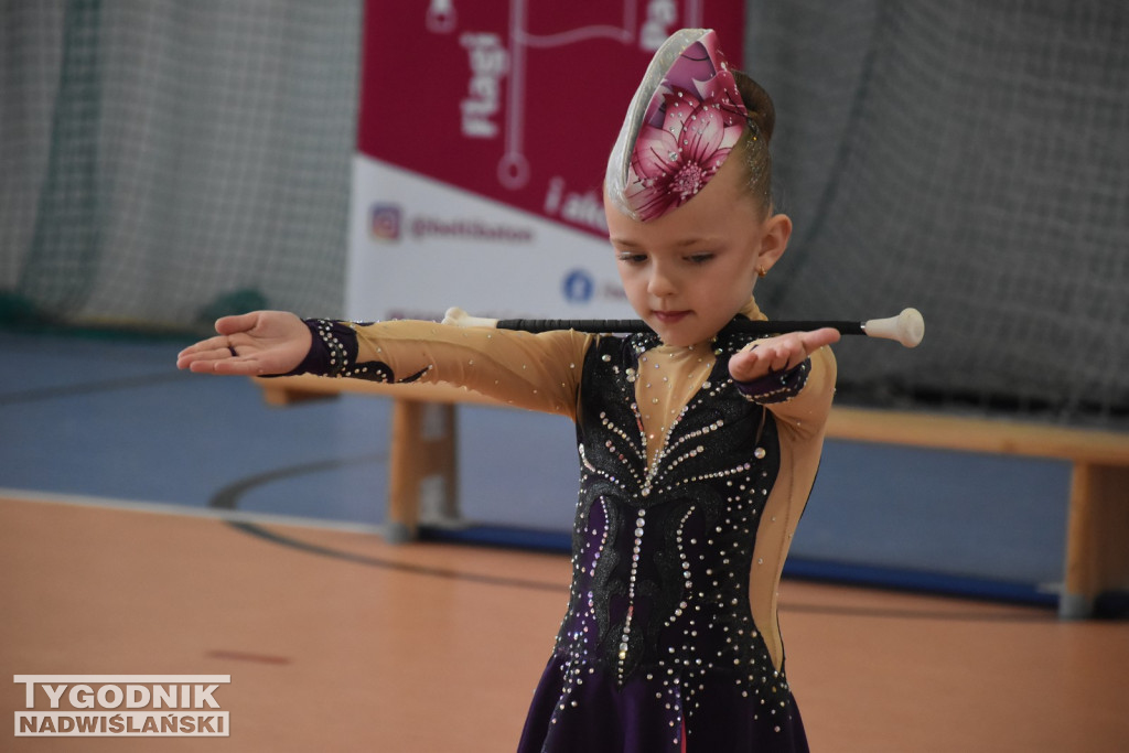 Mistrzostwa Polski mażoretek w Chmielowie