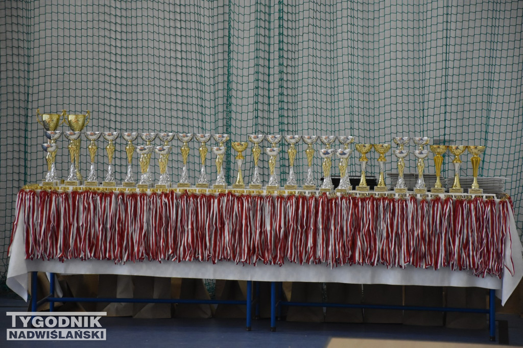 Mistrzostwa Polski mażoretek w Chmielowie