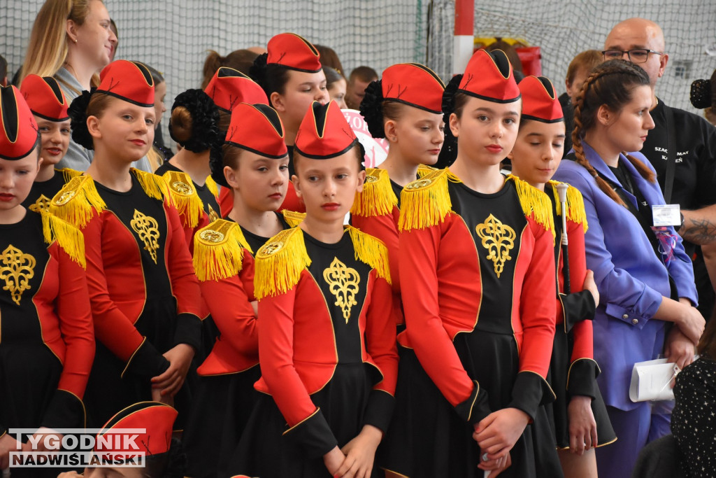 Mistrzostwa Polski mażoretek w Chmielowie