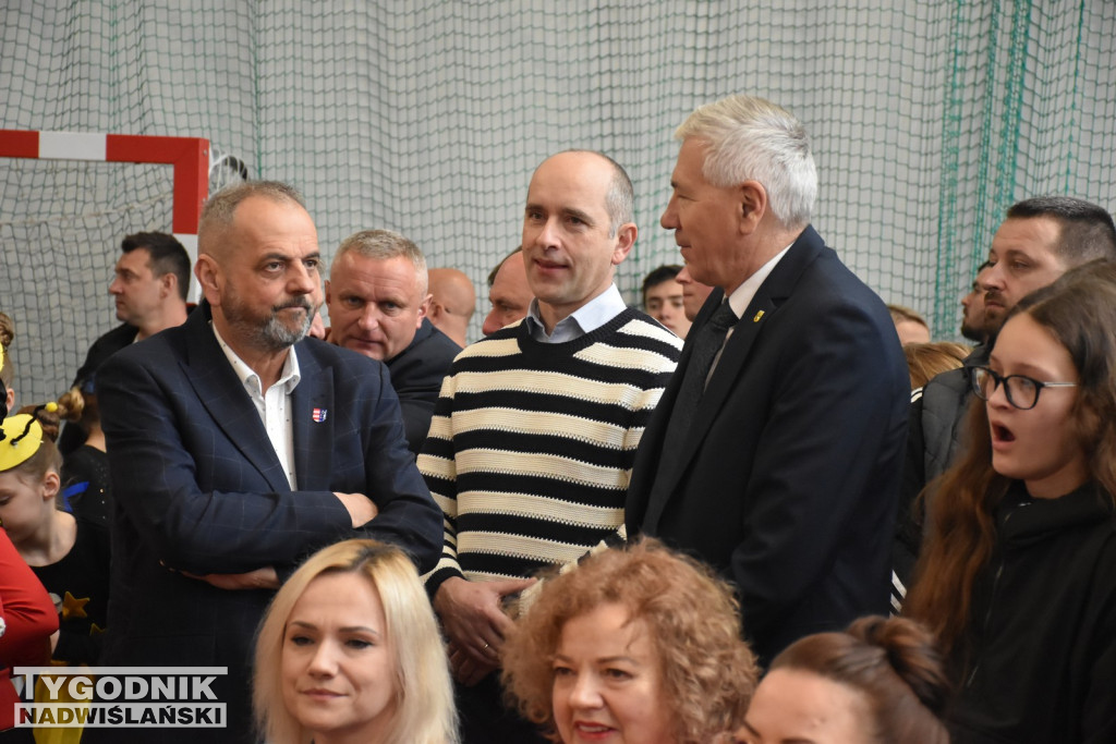 Mistrzostwa Polski mażoretek w Chmielowie