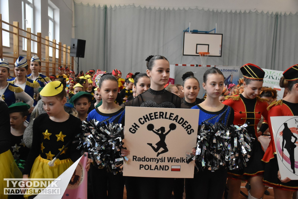 Mistrzostwa Polski mażoretek w Chmielowie