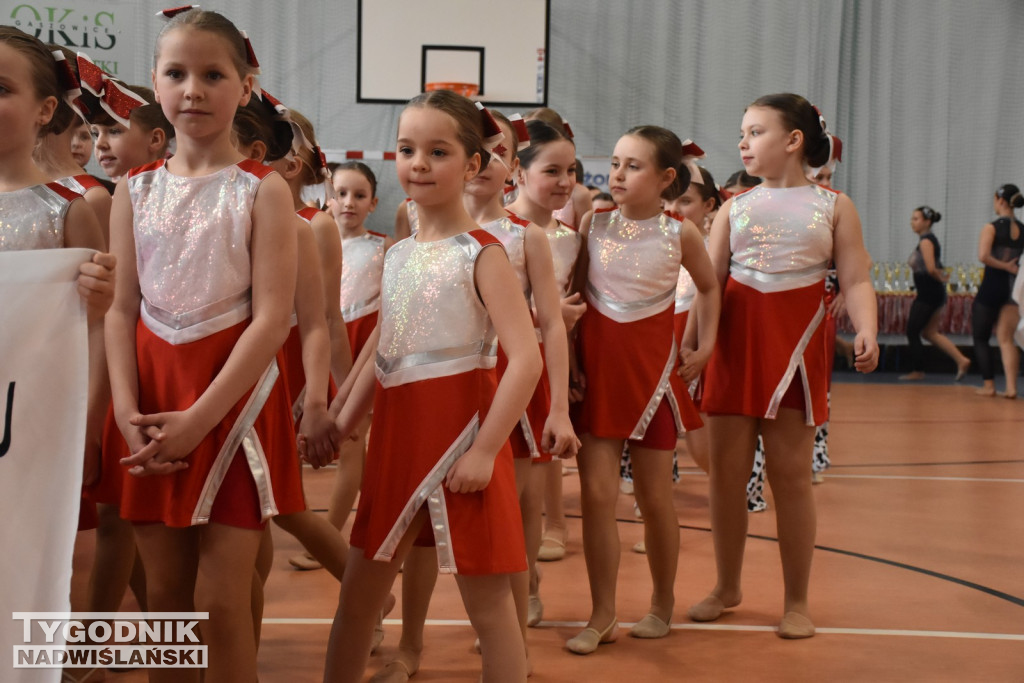 Mistrzostwa Polski mażoretek w Chmielowie