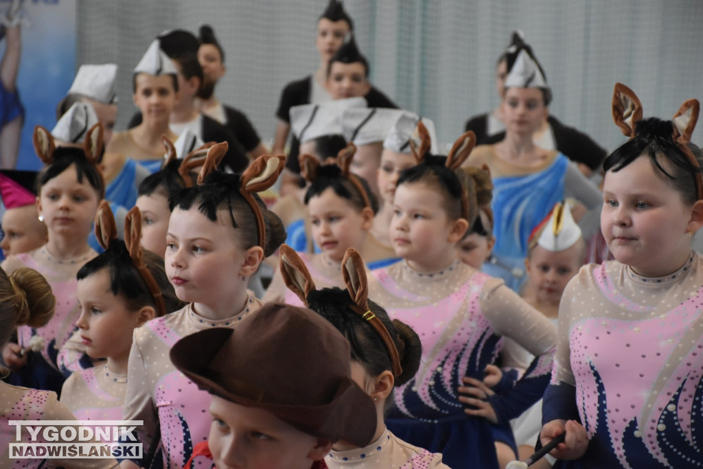 Mistrzostwa Polski mażoretek w Chmielowie