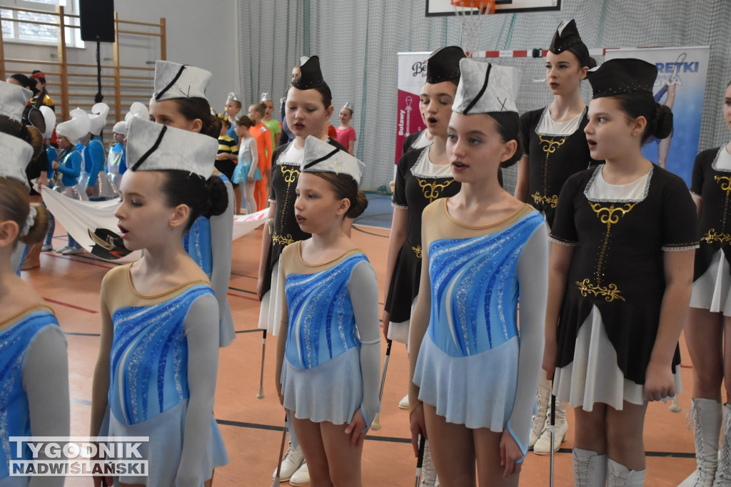 Mistrzostwa Polski mażoretek w Chmielowie