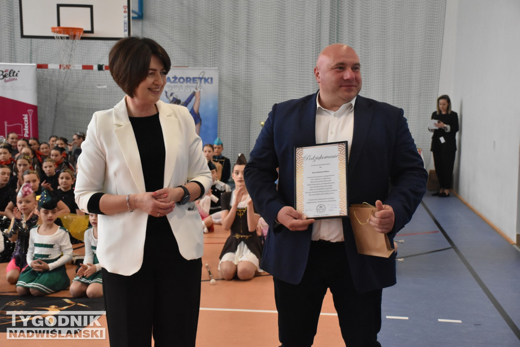 Mistrzostwa Polski mażoretek w Chmielowie