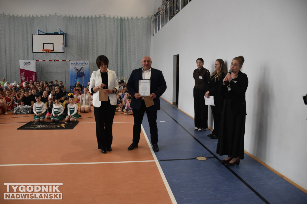 Mistrzostwa Polski mażoretek w Chmielowie