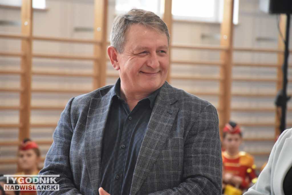 Mistrzostwa Polski mażoretek w Chmielowie