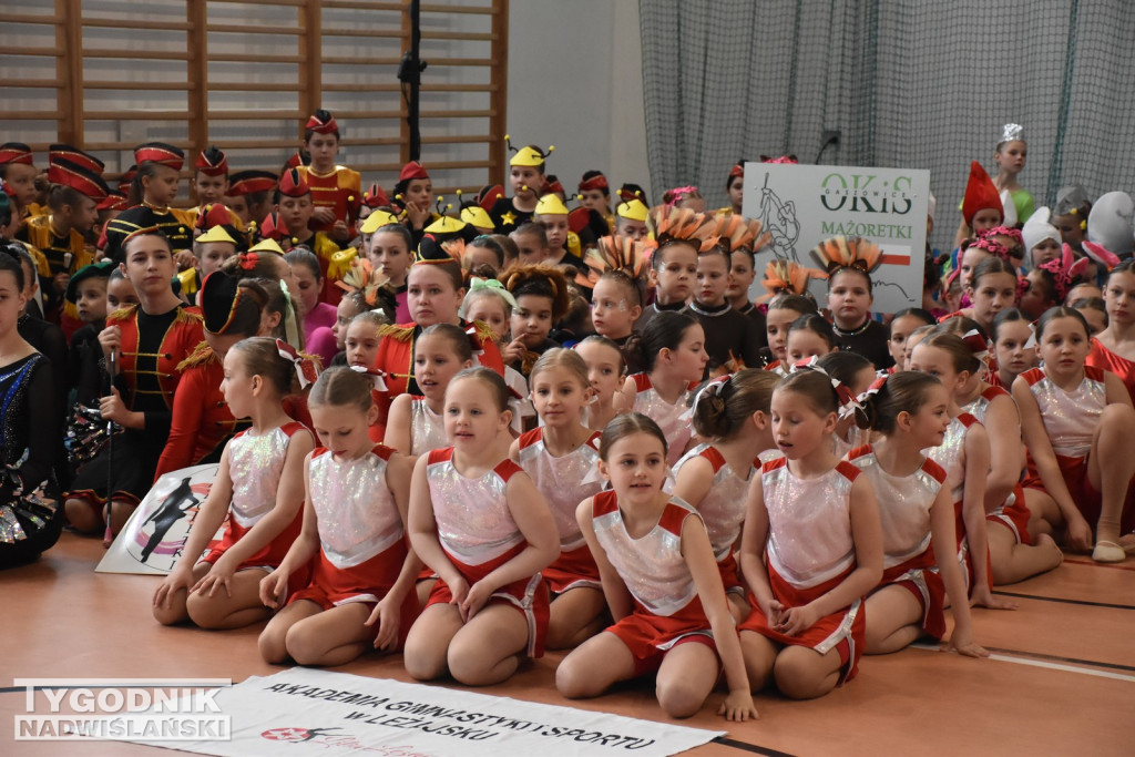 Mistrzostwa Polski mażoretek w Chmielowie