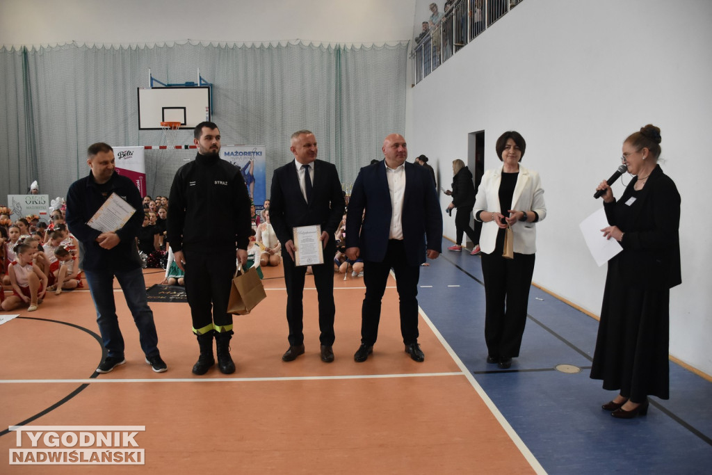 Mistrzostwa Polski mażoretek w Chmielowie