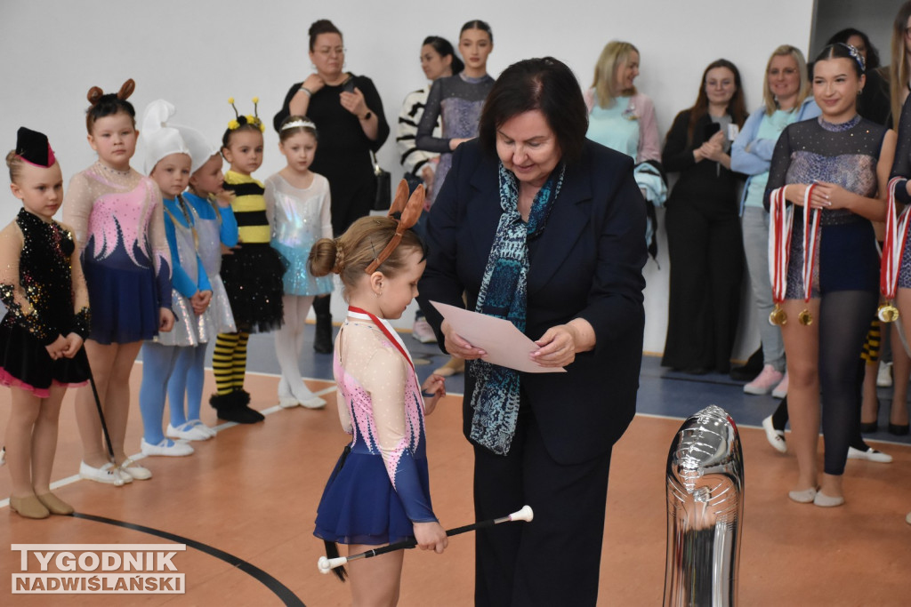 Mistrzostwa Polski mażoretek w Chmielowie