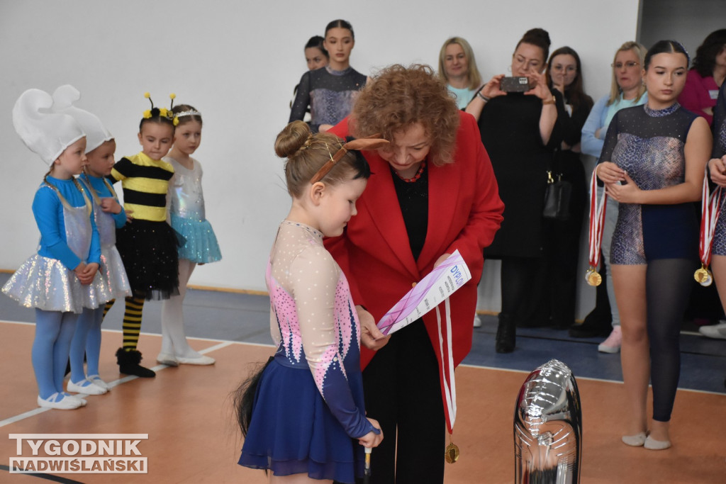 Mistrzostwa Polski mażoretek w Chmielowie