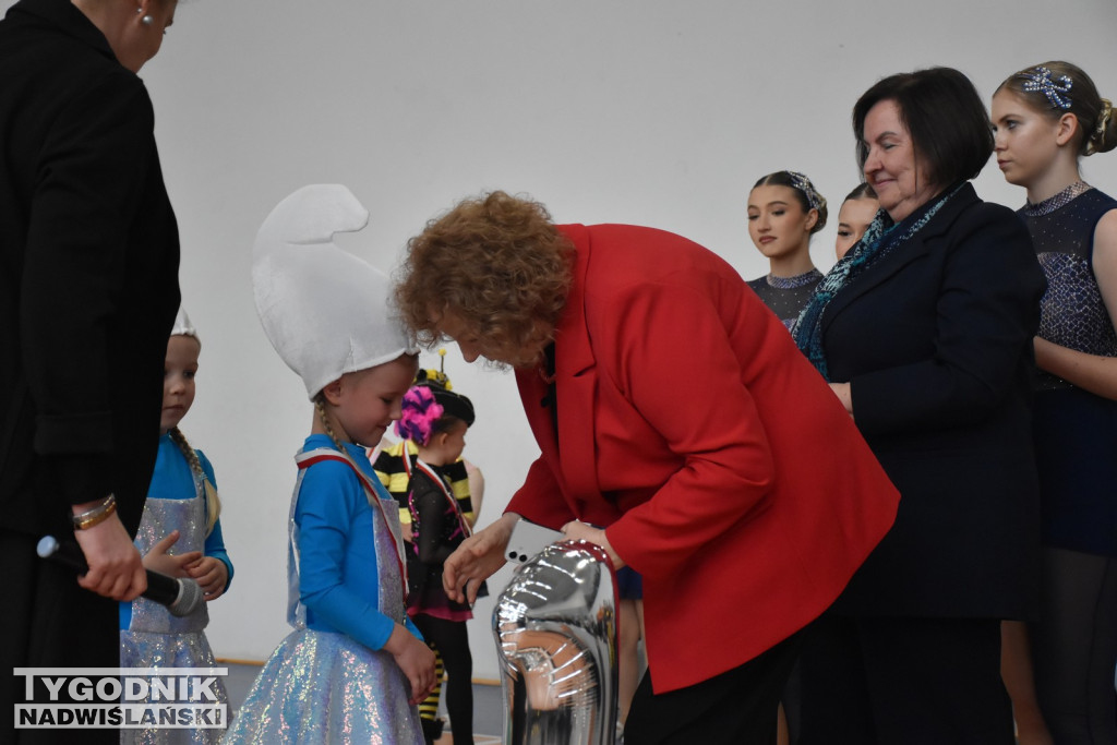 Mistrzostwa Polski mażoretek w Chmielowie