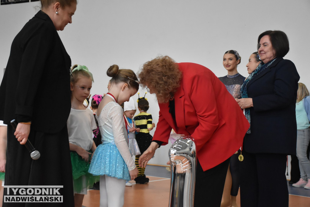 Mistrzostwa Polski mażoretek w Chmielowie