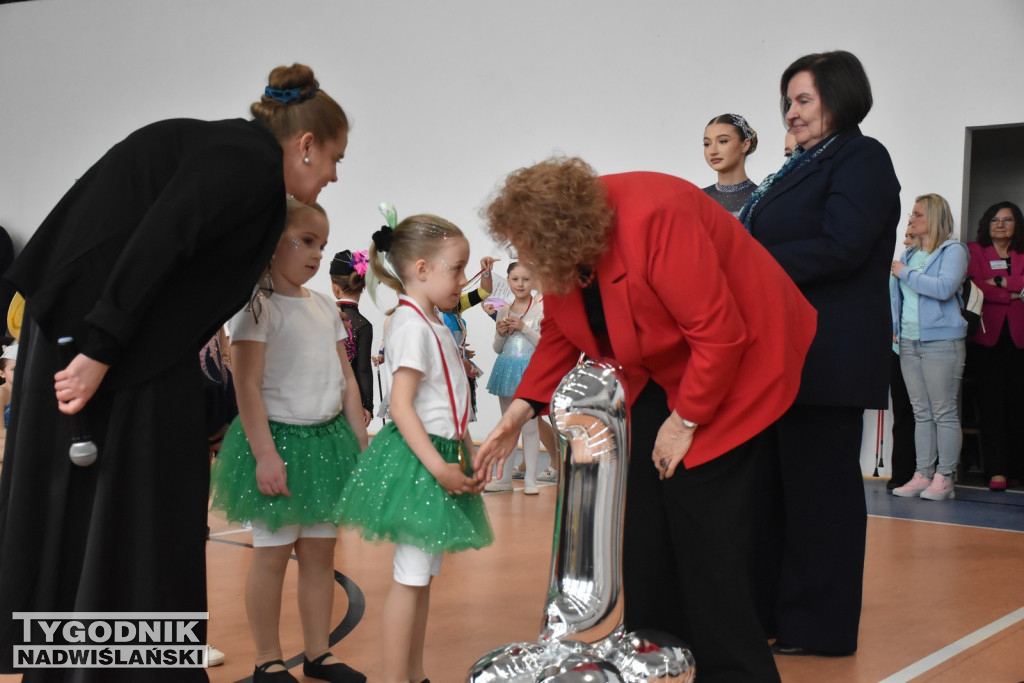 Mistrzostwa Polski mażoretek w Chmielowie