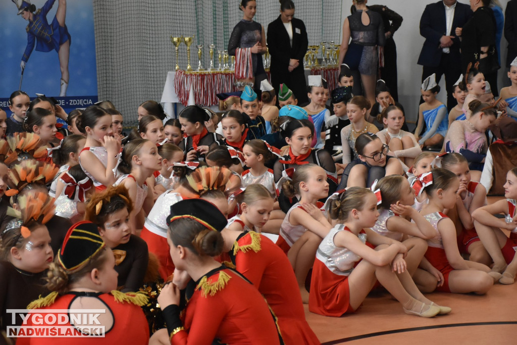 Mistrzostwa Polski mażoretek w Chmielowie