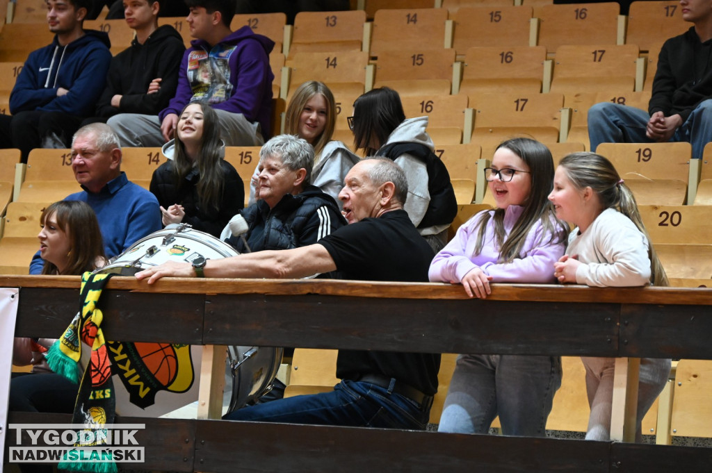 Kibice na meczu MKKS Siarka - AZS Politechnika Gdańska