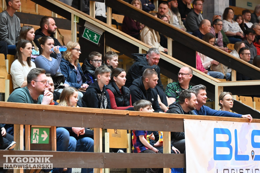 Kibice na meczu MKKS Siarka - AZS Politechnika Gdańska
