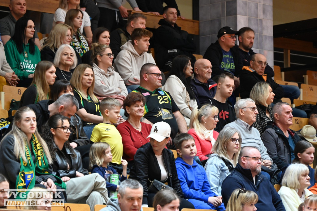 Kibice na meczu MKKS Siarka - AZS Politechnika Gdańska
